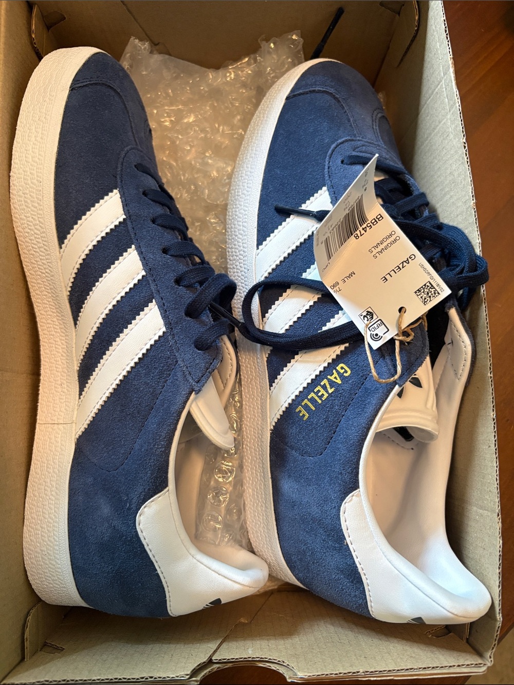 adidas Gazelle Navy and White Suede Classic Low-Top Sneakers - Picture 14 of 14